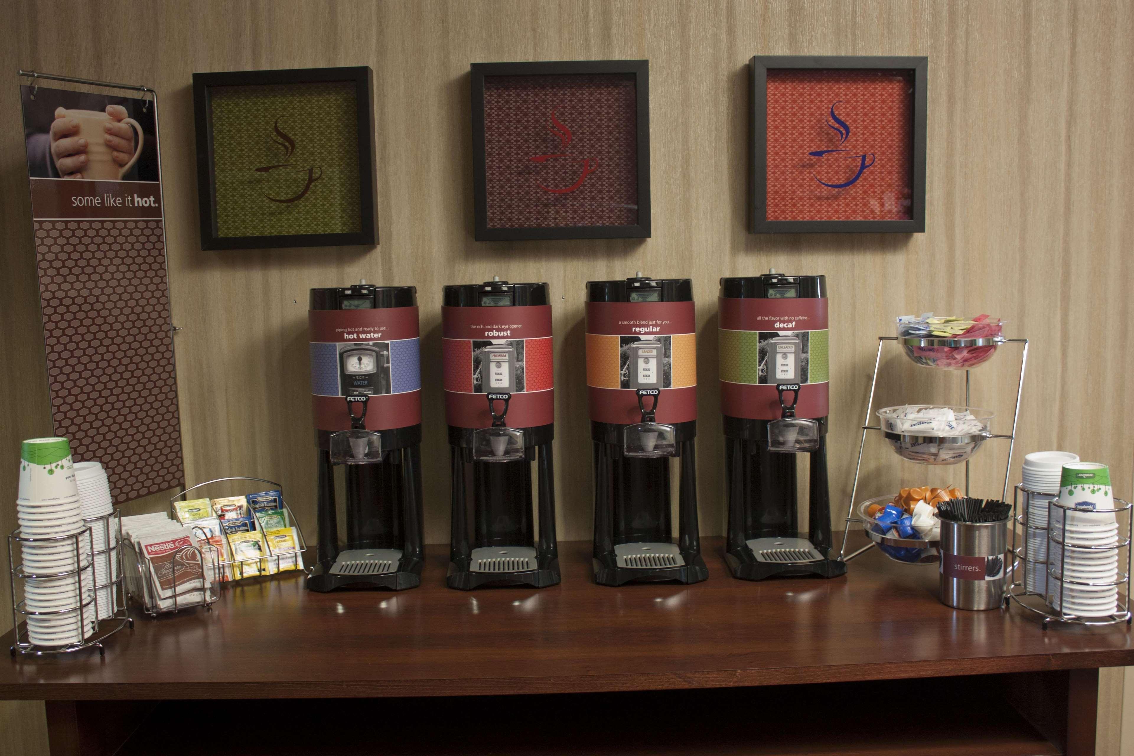 Hampton Inn - Burlington Restaurant photo